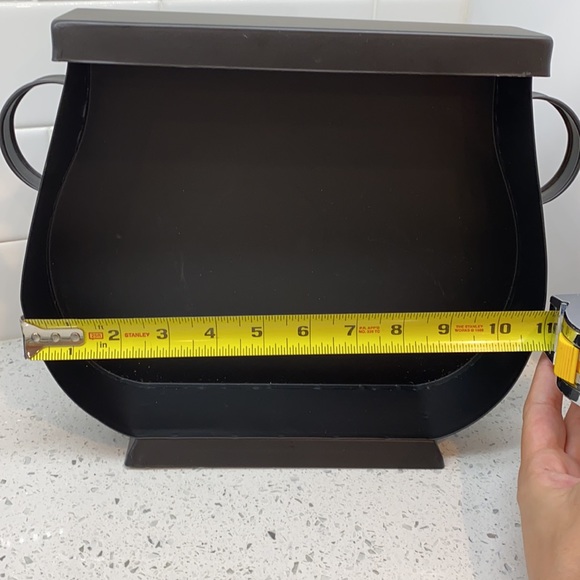 Target 2021 Halloween Cauldron Shelf - Picture 7 of 7